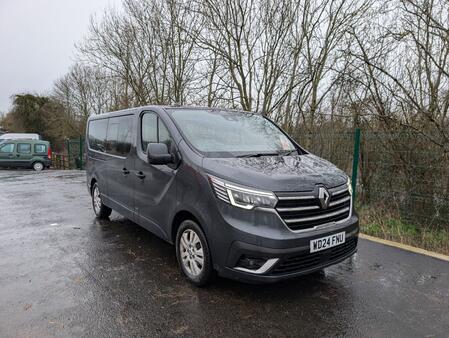 RENAULT TRAFIC 2.0 LL30 Blue dCi 150 Extra MY23.5